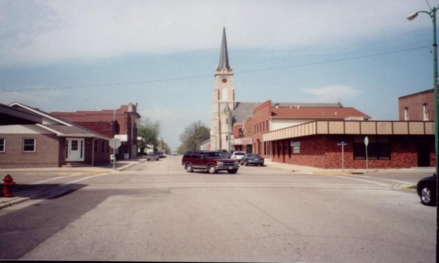 n2ndstreet2002.jpg